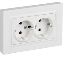 Розетка IEK BRITE 2-я с заземлением, с защитными шторками, плоская, 16А в сборе РСшПл12-3-БрАБ арктический белый BR-R28-16-K91-F