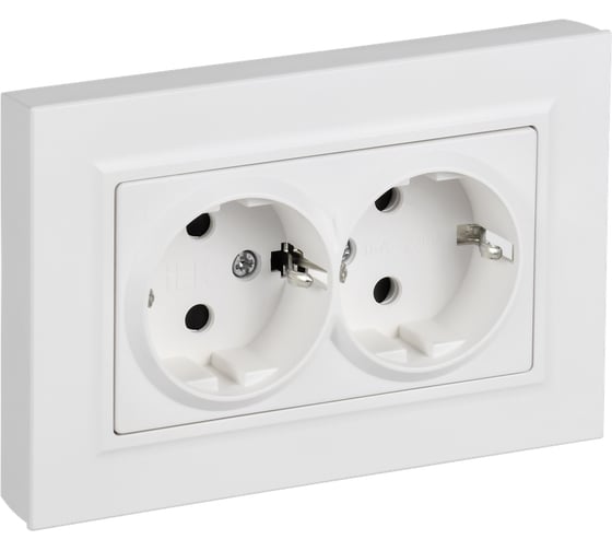 Розетка IEK BRITE 2-я с заземлением, с защитными шторками, плоская, 16А в сборе РСшПл12-3-БрАБ арктический белый BR-R28-16-K91-F 1