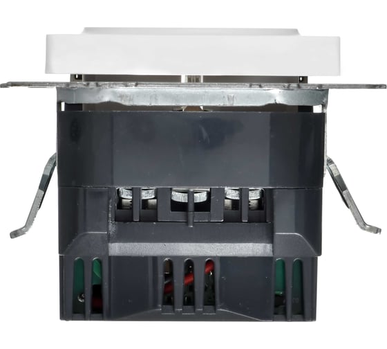 Розетка IEK BRITE с заземлением и шторками, 16А, с USB A+A, 2.1А, арктический белый РЮш10-1-БрАБ BR-R14-16-U21-D21-K91