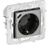 Розетка IEK SKANDY с заземлением и шторками, 16А, с USB C, 18Вт, никель SK-R17N SK-R14-16-U14-018-K50