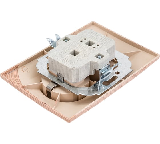 Розетка TDM ELECTRIC двойная 2П+З 16А 250В "ЭКО" сосна "Таймыр" SQ1814-0214