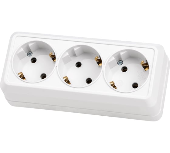 Розетка TDM ELECTRIC 3-х местная горизонтальная 2П+3 открытой установки IP20 16A белая "Ладога" SQ1801-0126