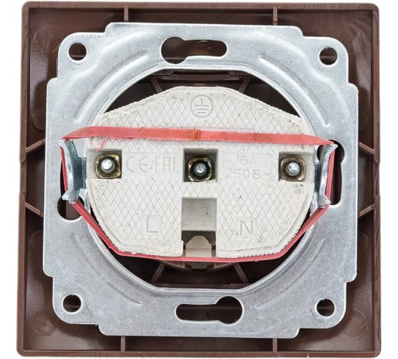 Розетка TDM ELECTRIC 2П+З 16А 250В "ЭКО" бук "Таймыр" SQ1814-0312