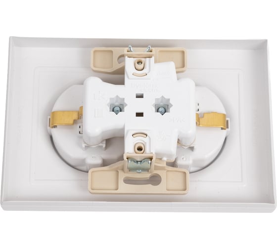 Розетка Systeme Electric AtlasDesign Жемчуг с/з двойная, со шторками, 16А, в сборе SE ATN000426