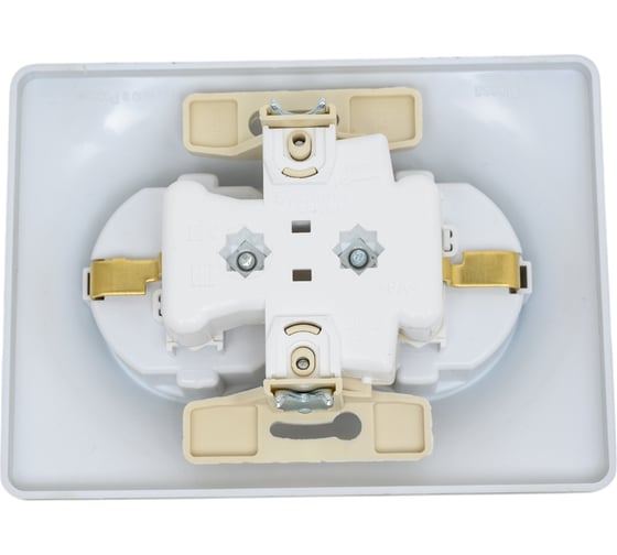 Розетка Systeme Electric Glossa Платина 2-ая с/з со шторками в сборе SE GSL001226