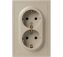 Розетка ЭРА Galaxy 15-2105-04 с заземлением двойная 2X2P+E Schuko со шторками IP20 16А-250В шампань Б0070703