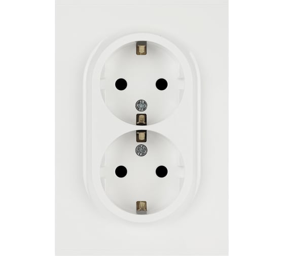 Розетка ЭРА Arktik 16-2105-01 двойная с заземлением 2X2P+E Schuko со шторками 16А-250В белый Б0070454