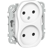 Розетка IEK FLITE 2-местная, без заземления, с защитными шторками, 10А РСш02-0-ФлБ белый FI-R23-10-K01