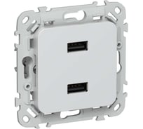 Розетка IEK FLITE USB A+A 3,1А РЮ-2-ФлЖ жемчуг FI-U21-D31-K36