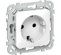 Розетка IEK FLITE с з/к/ш б/к 16А РСш11-1-ФлБ белый FI-R14-16-1-K01