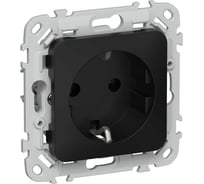 Розетка IEK FLITE с з/к без з/ш б/к 16А РС11-1-ФлЧ черный FI-R11-16-1-K02