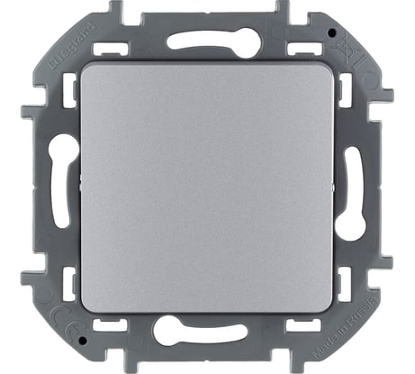 Выключатель Legrand кнопочный одноклавишный Legrand Inspiria с нормально-открытым контактом 6А 250В безвинтовые зажимы алюминий 673692