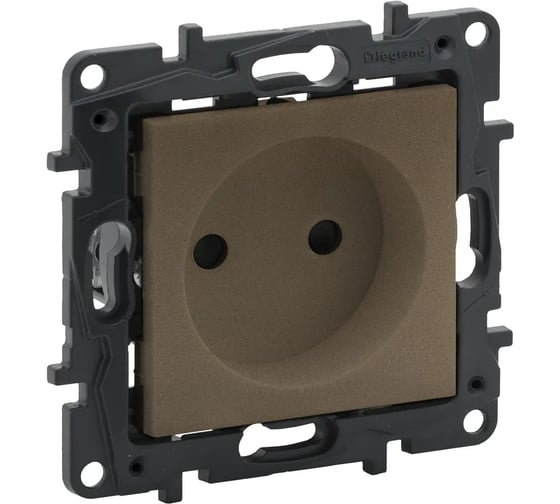 Розетка Legrand STRUCTURA без заземляющего контакта, без защитных шторок, 16А, шампань 764202