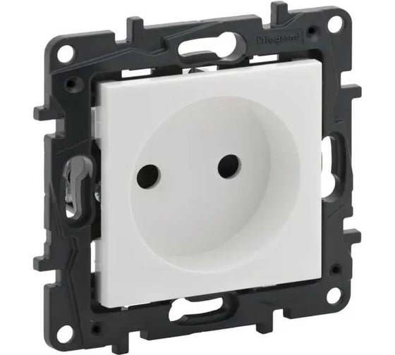 Розетка Legrand STRUCTURA без заземляющего контакта и защитных шторок, 16А, белый 764200
