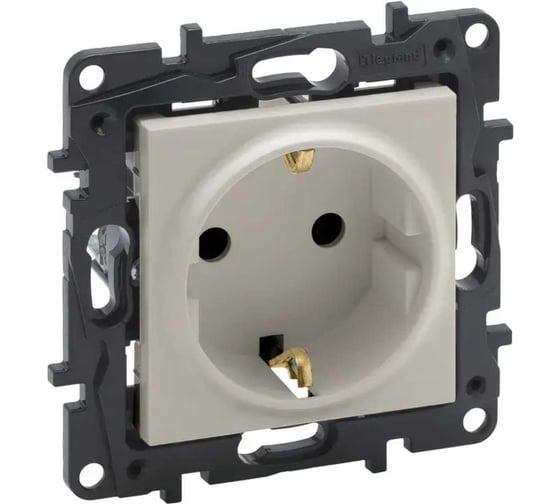 Розетка Legrand STRUCTURA с заземляющим контактом, без защитных шторок, 16А, слоновая кость 764211