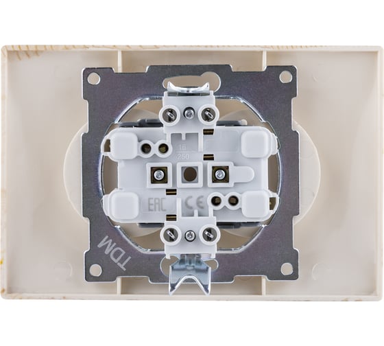 Двойная розетка TDM ELECTRIC 2П 10А 250В сосна Лама SQ1815-0324