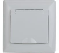 Розетка Intro Solo с заземлением 2P+E Schuko с крышкой шторками, 16А-250В, IP20, СУ, белый, Б0053689