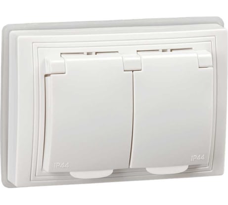 Розетка GENERICA KVARTA 2ая с з/к с з/ш РСбш12-3-КБ-44 16А IP44 бел. KV-R26-16-44-K01