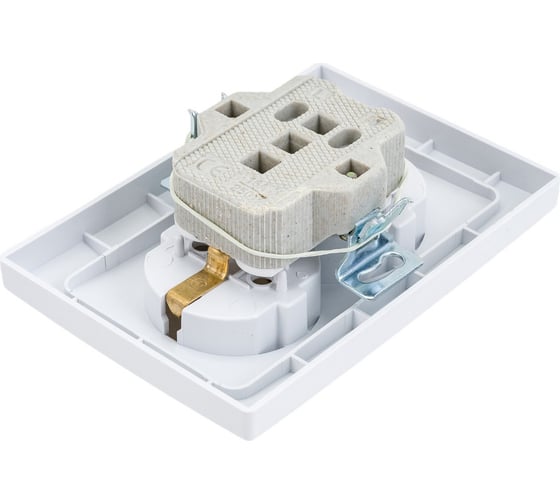 Двойная розетка Intro Plano с заземлением 2x2P+E Schuko, 16А-250В, IP20, СУ, белый Б0053915