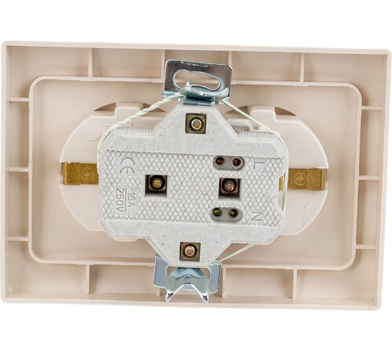 Двойная розетка Intro Plano с заземлением 2x2P+E Schuko, 16А-250В, IP20, СУ, слоновая кость, Б0053916