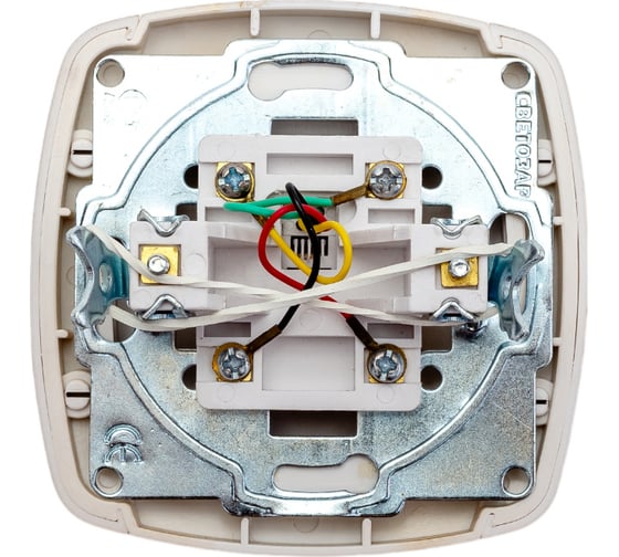 Одинарная телефонная розетка СВЕТОЗАР АКЦЕНТ SV-54217-GM