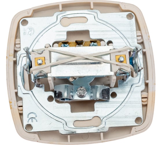 Одинарная телевизионная розетка СВЕТОЗАР АКЦЕНТ SV-54215-GM