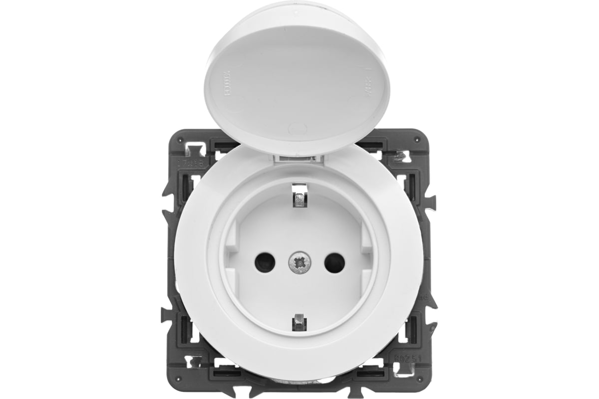 Механизм розетки с заземлением с защитными шторками, безвинтовой зажим