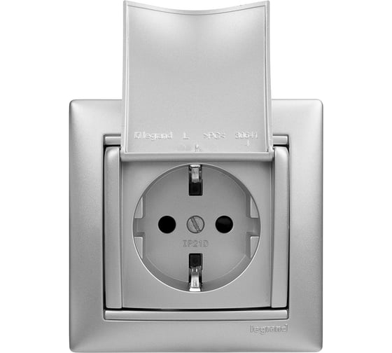 Розетка Legrand с заземлением Legrand Valena со шторками с защитной крышкой 16А 250В винтовые зажимы алюминий 770122