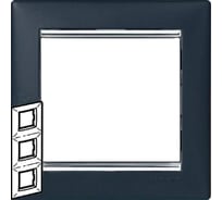 Трехместная вертикальная рамка, ноктюрн/серебро Legrand Valena 770397