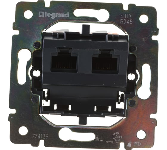 Розетка Legrand компьютерная двойная RJ45 категория 5e UTP Legrand Valena монтаж на винтах слоновая кость 774139