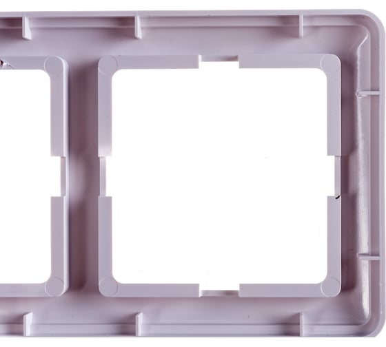 Трехместная рамка Systeme Electric, белая СП W59 SchE KD-3-18