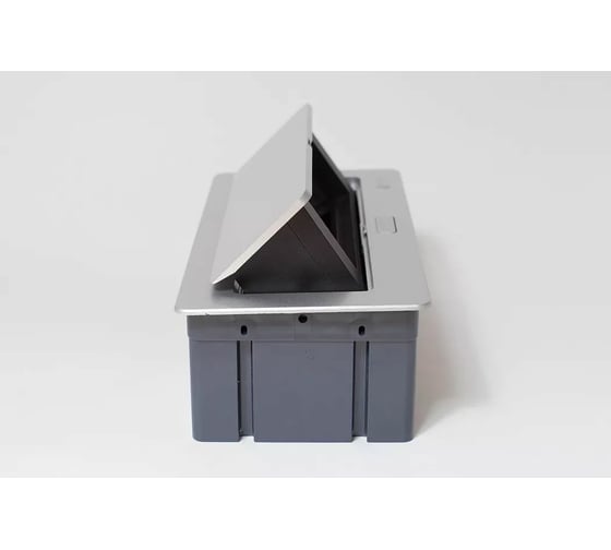 Люк на 3 поста SPL 45x45, металл, серебро, с пластиковой коробкой, IP40 300010