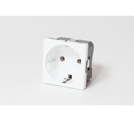 Электрическая розетка SPL 2К+З, с защитными шторками, белый, 10 шт. 200013