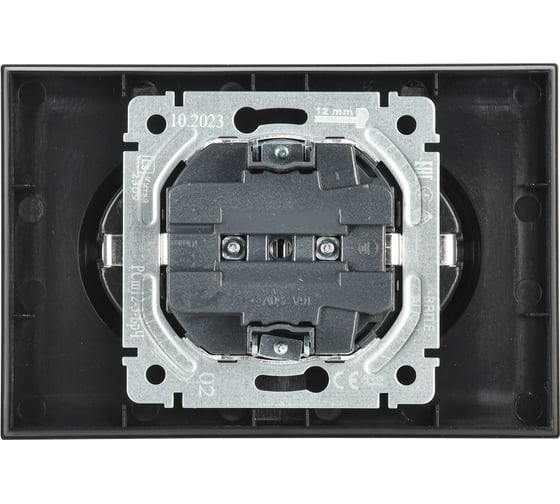 2-местная розетка IEK Brite рс12-3-брч с заземлением, без защитных шторок, 16А, в сборе, черный BR-R21-16-K02-F