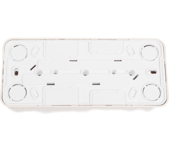 Розетка Systeme Electric Blanca о/у, 3-я без заземления, со шторками, изол.пл., 16а, 250в, молочный BLNRA001312