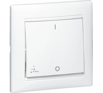 Выключатель Legrand одноклавишный двухполюсный IP44 Legrand Valena 10А 250В схема 2 безвинтовые зажимы белый 770092