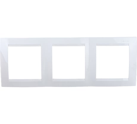 Трехместная рамка, белая Simon 1500630-030