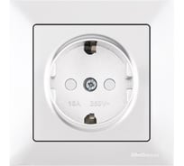 Розетка с заземлением и шторками Mutlusan Electric, белая 2125 605 0201