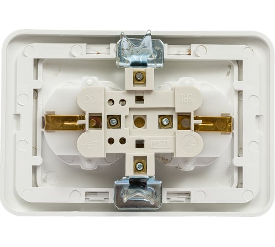 Двойная розетка c защитными шторками, белая 2П+З 16А TDM ELECTRIC Валдай SQ1804-0030