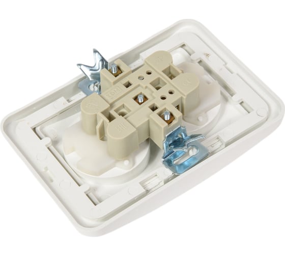 Двойная розетка c защитными шторками, белая 2П 10А TDM ELECTRIC Валдай SQ1804-0025