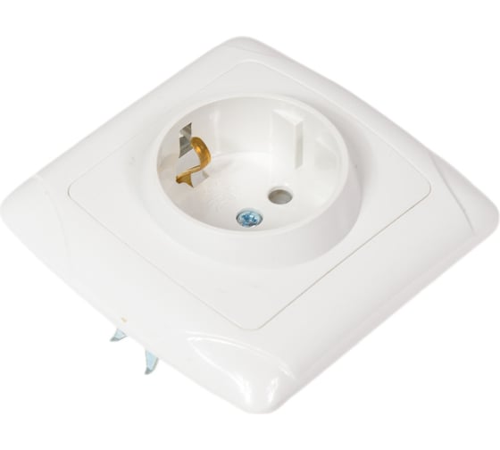 Розетка с защитными шторками, белая 2П+З 16А 250В TDM ELECTRIC Онега SQ1805-0011