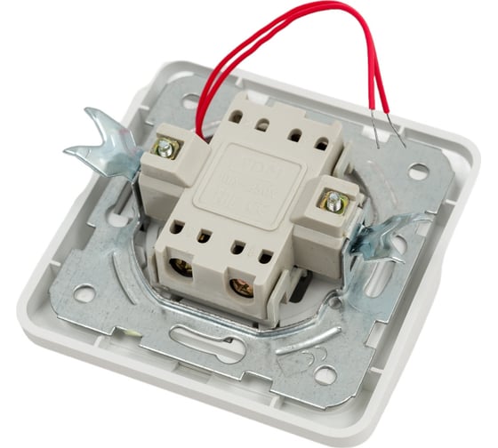 Проходной переключатель TDM ELECTRIC Валдай белый одноклавишный с подсветкой 10А SQ1804-0005
