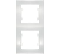 Двухместная вертикальная рамка, белая UNIVersal Бриллиант 7947458