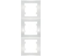 Трехместная вертикальная рамка, белая UNIVersal Бриллиант 7947472