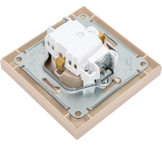 Розетка Systeme Electric Atlasdesign песочный, с заземлением, со шторками, 16а, (в сборе с рамкой) ATN001244