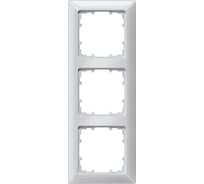 3-местная рамка Siemens DELTA MIRO алюминиевый металлик 222x80мм 5TG2553-3