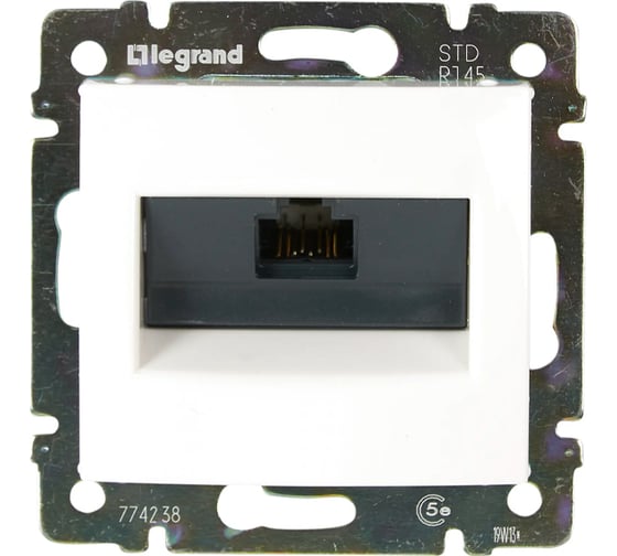 Компьютерная розетка Legrand Valena RJ45, UTP, кат5е, 1в, белый 694286 26869790