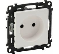 Силовая розетка Legrand Valena LIFE 2К 16А 250В c лицевой панелью. C защитными шторками. Безвинтовые зажимы.Белая 753416
