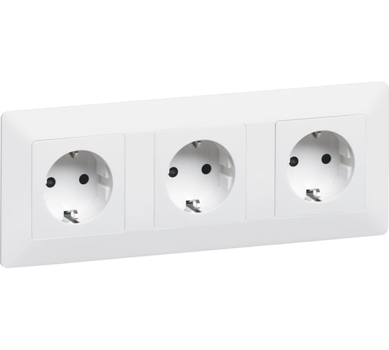 Силовая розетка Legrand Valena LIFE 2К+З 16А 250В с защитными шторками.Безвинтовые зажимы.С лицевой панелью.Белая 753420