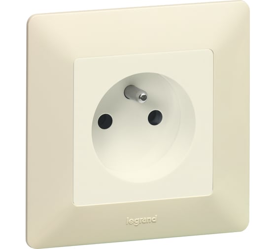 Силовая розетка Legrand Valena LIFE 2К 16А 250В c лицевой панелью. Слоновая кость. C защитными шторками. Безвинтовые зажимы 753516